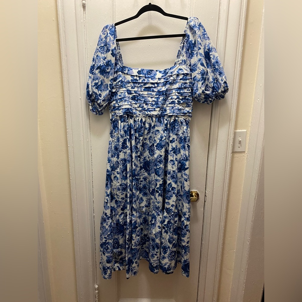 Ruched Puff Sleeve Poplin Midi Dress in Blue Floral
